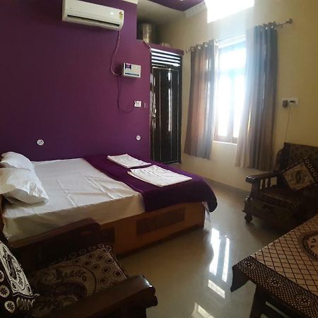 Shree Ram Homestay Orchha Ngoại thất bức ảnh