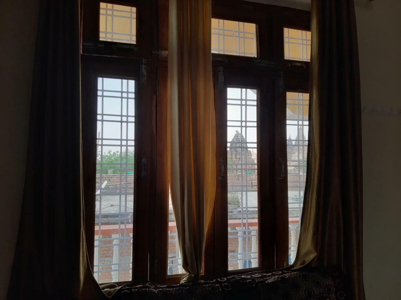 Shree Ram Homestay Orchha Ngoại thất bức ảnh