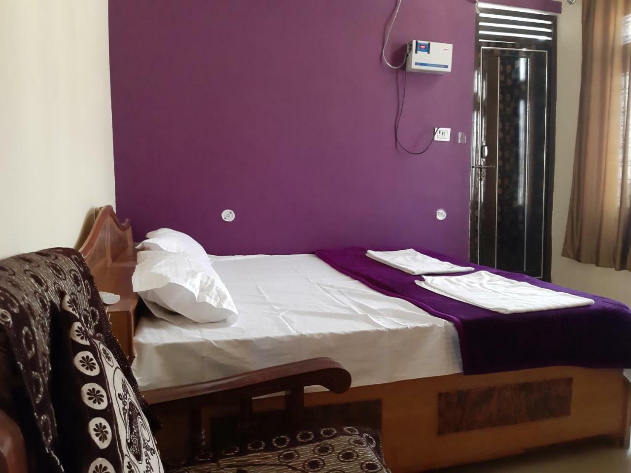 Shree Ram Homestay Orchha Ngoại thất bức ảnh