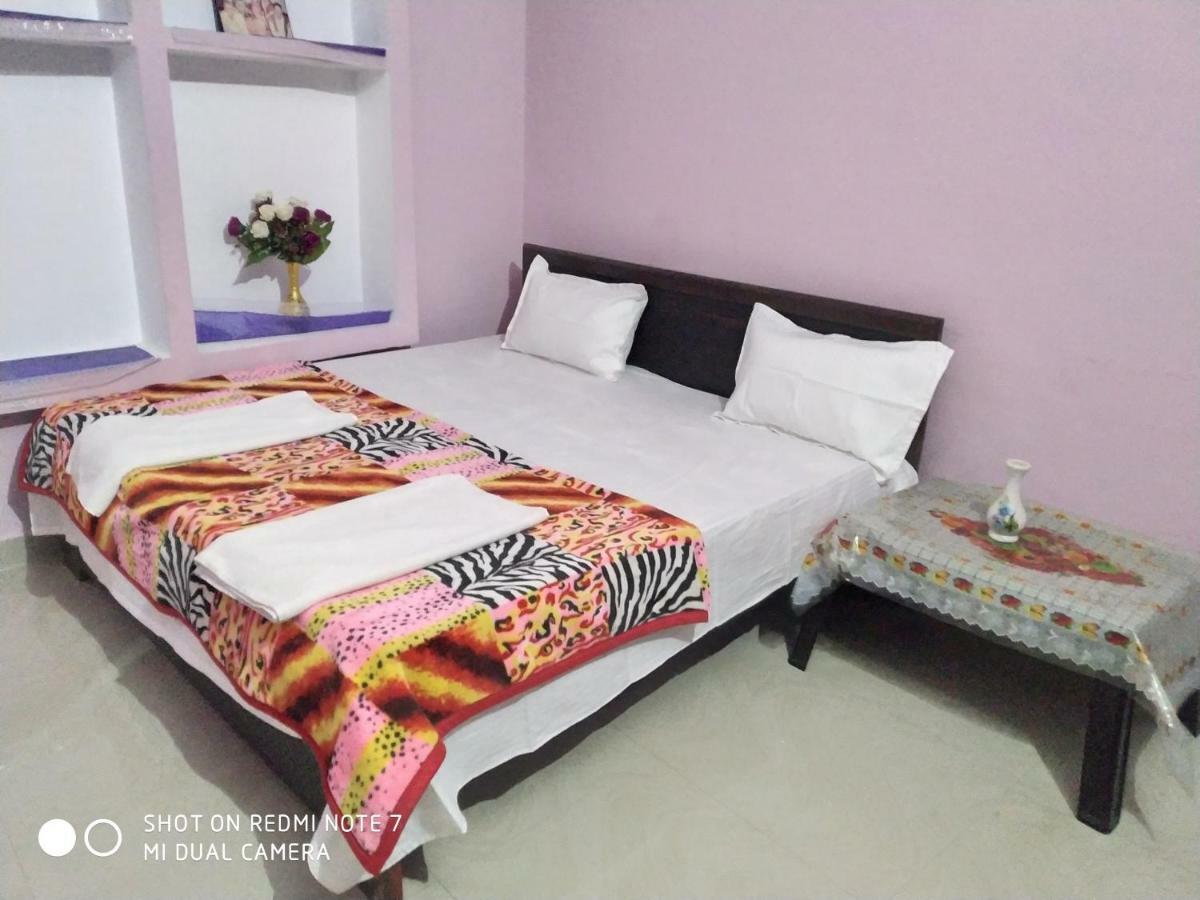 Shree Ram Homestay Orchha Ngoại thất bức ảnh