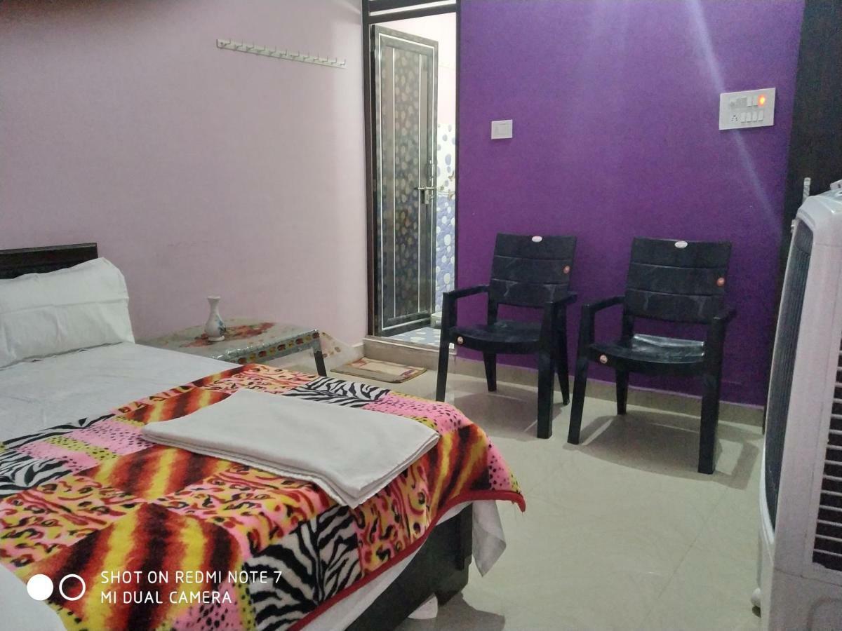 Shree Ram Homestay Orchha Ngoại thất bức ảnh